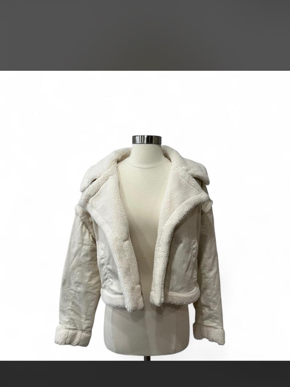 Hollister Cream Faux Shearling Cropped Jacket